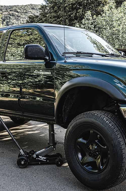 Pro Eagle | 1.5 Ton Big Wheel Off Road Jack "Talon" | ORJ15B4X