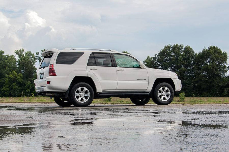 Load image into Gallery viewer, Rough Country | 2003-2009 Toyota 4Runner 4WD Aluminum 2 Inch Lift Kit
