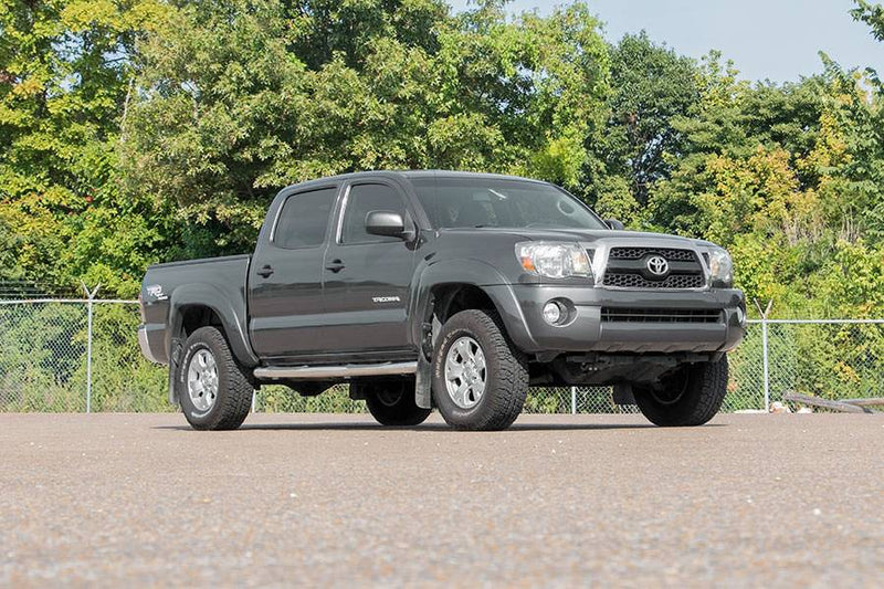 Load image into Gallery viewer, Rough Country | 2005-2023 Toyota Tacoma 2WD / 4WD 2 Inch Leveling Kit | 744
