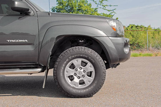 Rough Country | 2005-2023 Toyota Tacoma 2WD / 4WD Molded 2 Inch Leveling Kit | 743