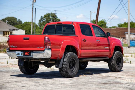 Rough Country | 2005-2023 Toyota Tacoma 4WD 3.5 Inch Lift Kit - Vertex Coilovers With Vertex Shocks & Rear Leaf Springs