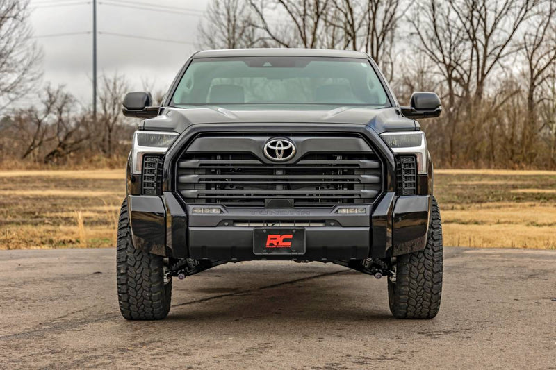 Load image into Gallery viewer, Rough Country | 2022-2024 Toyota Tundra 4WD 3.5 Inch Lift Kit With Factory Rear Air Ride
