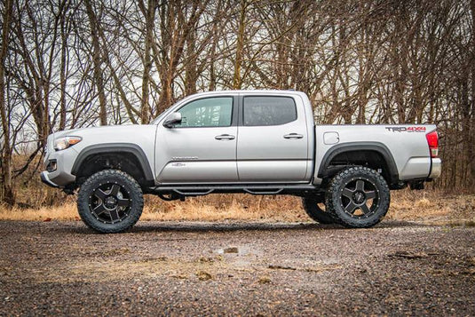 Rough Country | 2016-2023 Toyota Tacoma 2WD / 4WD 4 Inch Lift Kit With Premium N3 Shocks