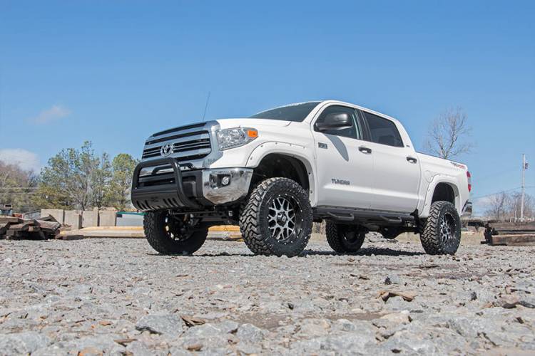 Load image into Gallery viewer, Rough Country | 2016-2021 Toyota Tundra 4WD 6 Inch Lift Kit - Lifted Struts With V2 Rear Shocks
