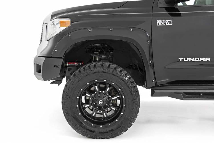 Load image into Gallery viewer, Rough Country | 2016-2021 Toyota Tundra 2WD / 4WD 6 Inch Lift Kit - Strut Spacers With V2 Rear Shocks
