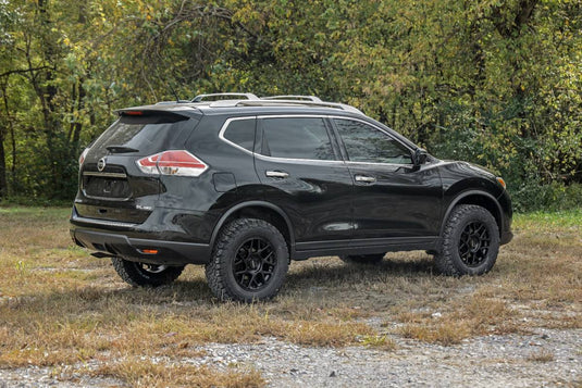 Rough Country | 2014-2020 Nissan Rogue 4WD 1.5 Inch Lift Kit - Lifted Struts