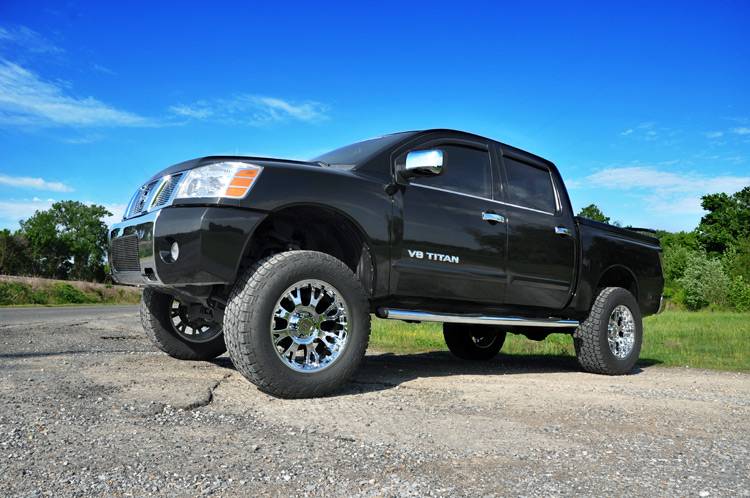 Load image into Gallery viewer, Rough Country | 2004-2015 Nissan Titan 4WD 6 Inch Lift Kit - N3 Struts
