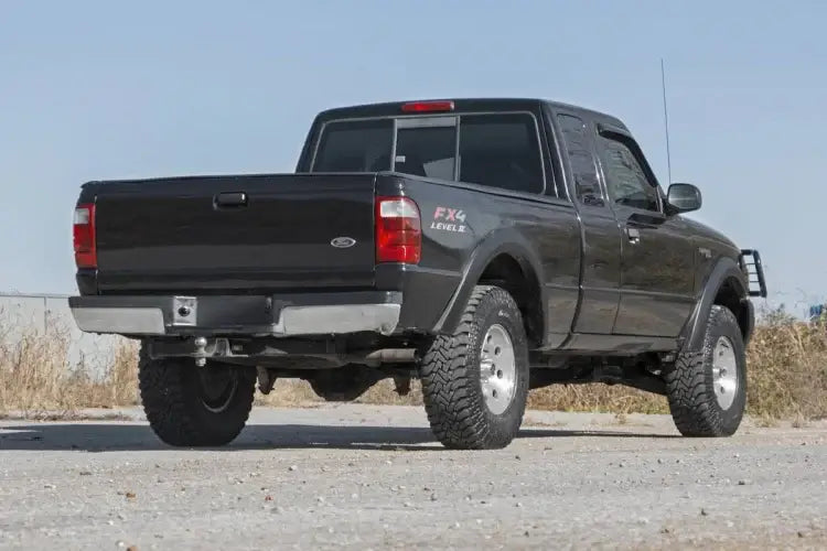 Load image into Gallery viewer, Rough Country | 1998-2011 Ford Ranger 4WD 1.5 Inch Leveling Kit
