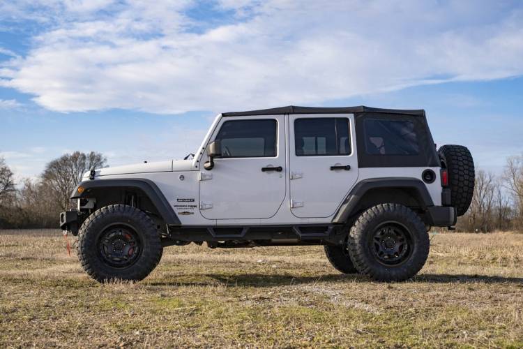 Load image into Gallery viewer, Rough Country | 2007-2018 Jeep Wrangler JK 2WD / 4WD 3.25 Inch Lift Kit With M1 Monotube Shocks | 66940
