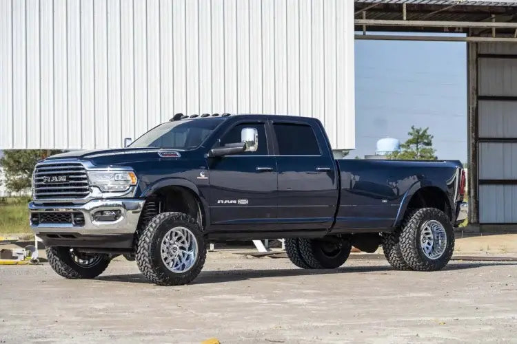 Load image into Gallery viewer, Rough Country | 2019-2024 Dodge Ram 3500 4WD 5 Inch Lift Kit - Aisin Transmission
