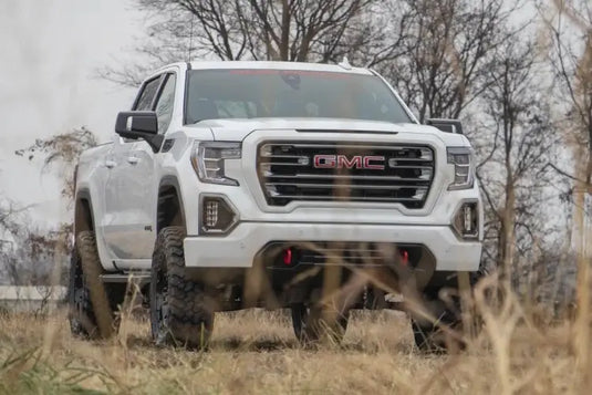 Rough Country | 2019-2023 GM Silverado / Sierra 1500 4 Inch Lift Kit - Trailboss / AT4 - Gas - Strut Spacers - V2 Shocks