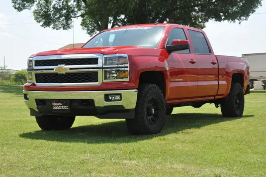 Rough Country | 2007-2018 GM 1500 2.5 Inch Leveling Kit - Lifted Struts