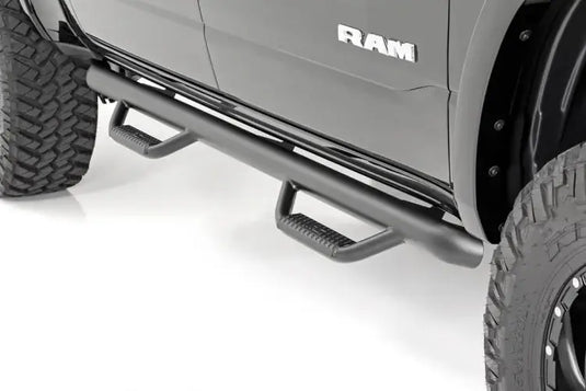 Rough Country | 2019-2024 Dodge Ram 1500 / 2021-2024 TRX 5.5' Bed Crew Cab Nerf Steps (Cab Length)