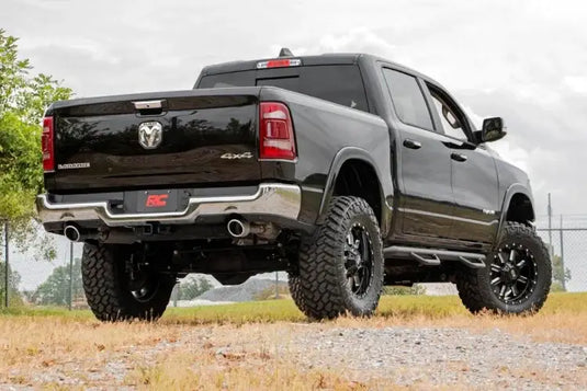 Rough Country | 2019-2024 Dodge Ram 1500 / 2021-2024 TRX 5.5' Bed Crew Cab Nerf Steps (Cab Length)