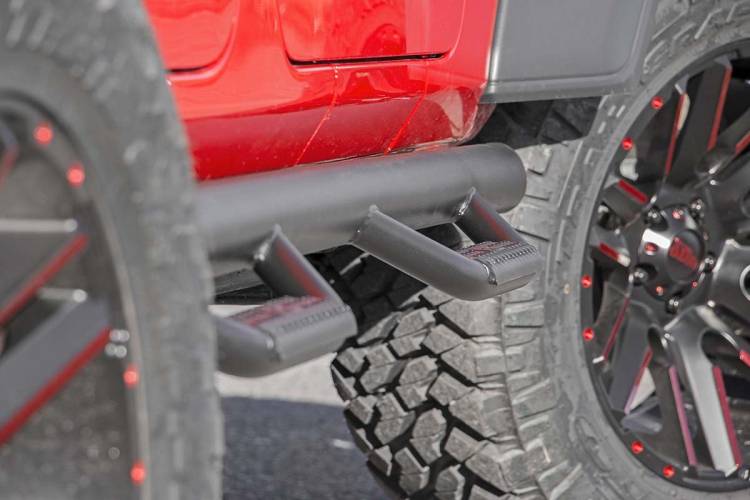 Load image into Gallery viewer, Rough Country | 2018-2024 Jeep Wrangler JL Unlimited 4WD 4 Door Wheel To Wheel Nerf Steps
