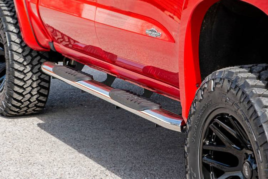 Rough Country | 2019-2024 GM Sierra / Silverado Crew Cab Stainless Oval Steps