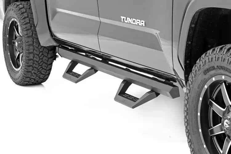 Load image into Gallery viewer, Rough Country | 2022-2023 Toyota Tundra Crew Cab 2WD / 4WD SRX2 Adjustable Aluminum Steps
