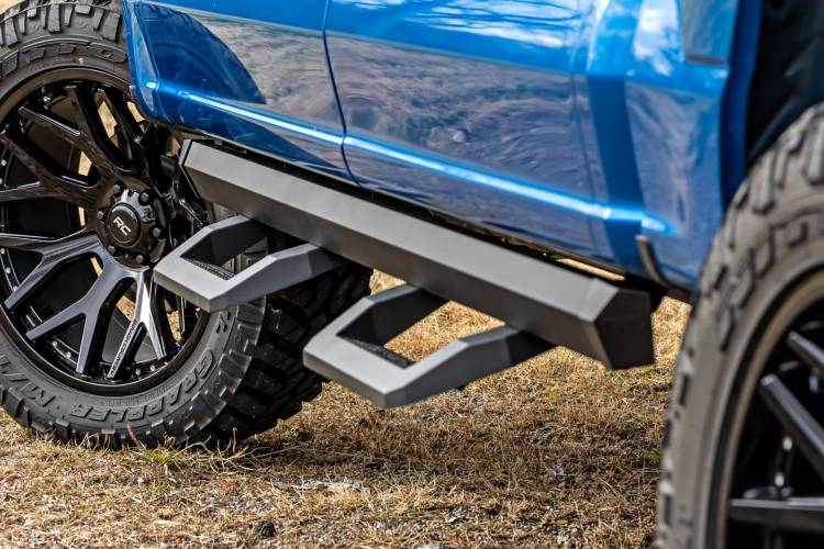 Load image into Gallery viewer, Rough Country | Ford F150 / Super Duty Crew Cab SR2 Adjustable Aluminum Steps
