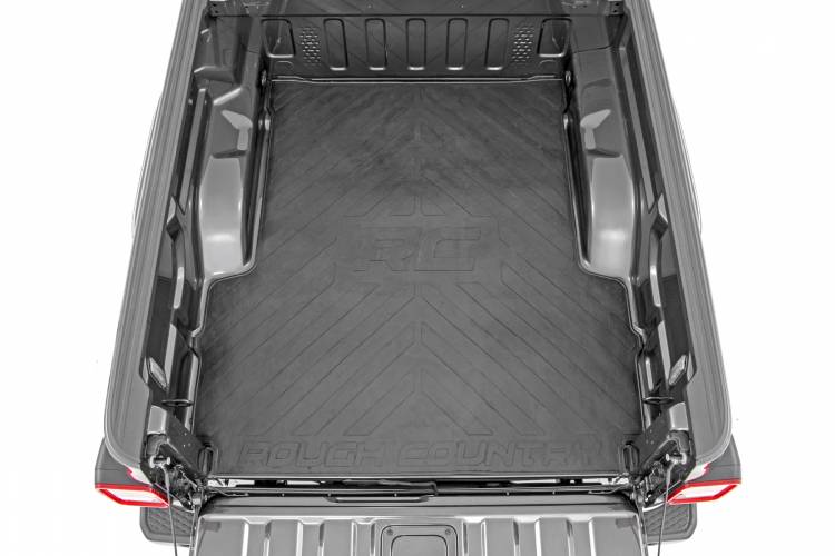 Load image into Gallery viewer, Rough Country | 2020-2024 Jeep Gladiator JT 4WD Bed Mat
