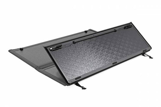 Rough Country | 2015-2023 Ford F150 Hard Low Profile Bed Cover - 5' 5 Inch
