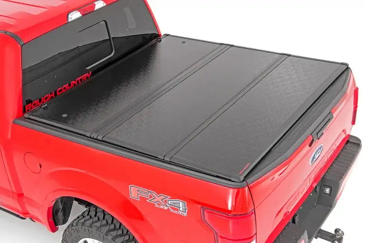 Load image into Gallery viewer, Rough Country | 2015-2023 Ford F150 Hard Low Profile Bed Cover - 5&#39; 5 Inch
