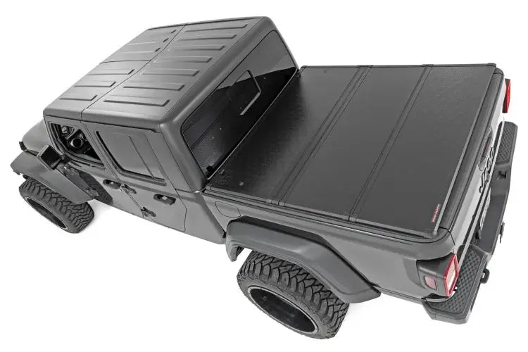 Load image into Gallery viewer, Rough Country | 2020-2022 Jeep Gladiator JT Hard Folding Bed Cover | 45810550A
