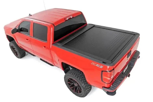 Rough Country | 2004-2018 GM 1500 Retractable Bed Cover - 5' 9