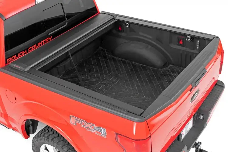 Load image into Gallery viewer, Rough Country | 2022+ Ford F150 Lightning Retractableable Bed Cover - 5&#39; 7 Inch Bed
