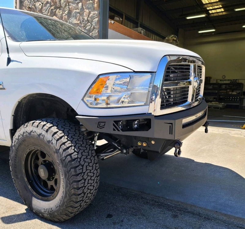 Load image into Gallery viewer, Chassis Unlimited | 2010-2018 Dodge Ram 2500 / 3500 Octane Series Front Bumper
