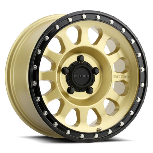 Method | MR315 17x8.5 0mm Offset 5x150 110.5mm CB Gold/Black Street Loc Wheel