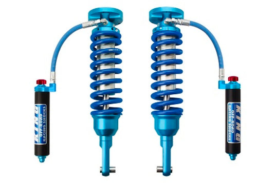 King Shocks | 1999-2006 Mitsubishi Montero Di-D Front 2.5  Coilover With Adjuster - Pair