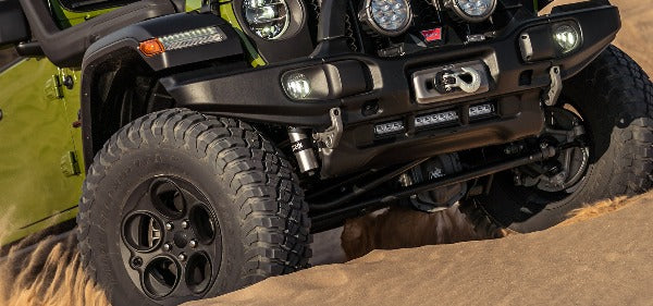 Load image into Gallery viewer, AEV Conversions | 2019+ Jeep Gladiator JT XP8100 Reservoir Shocks
